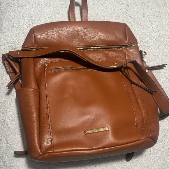 Poppy & Peonies Chestnut Backpack - Picture 5 of 5